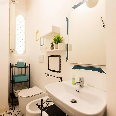 Design E Stile, Rifugio Alighieri A Centro Appartement *